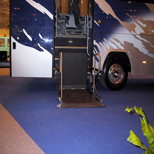无锡巴士车载型电动升降平台